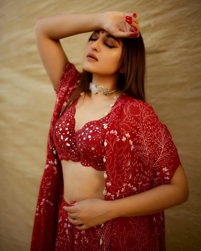 Sonakshi Sinha Looking Fabulous In Red Dress Telugu Rajyam Photos